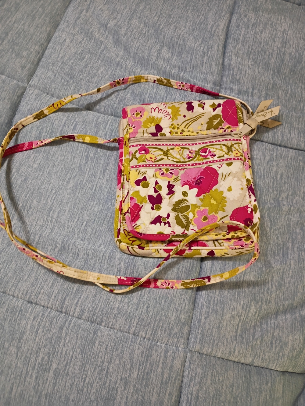 Vera Bradley Crossbody Mini Hipster Print Retired Make Me Blush - Picture 2 of 6